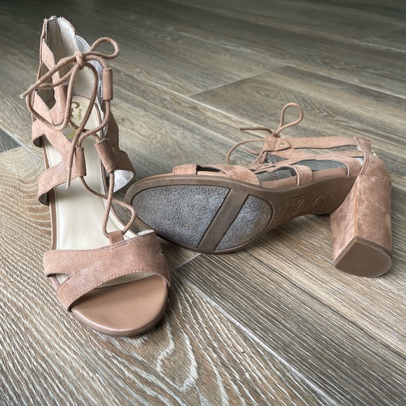 Sam Edelman Nude Suede Heels size 8.5 - Picture 6 of 7